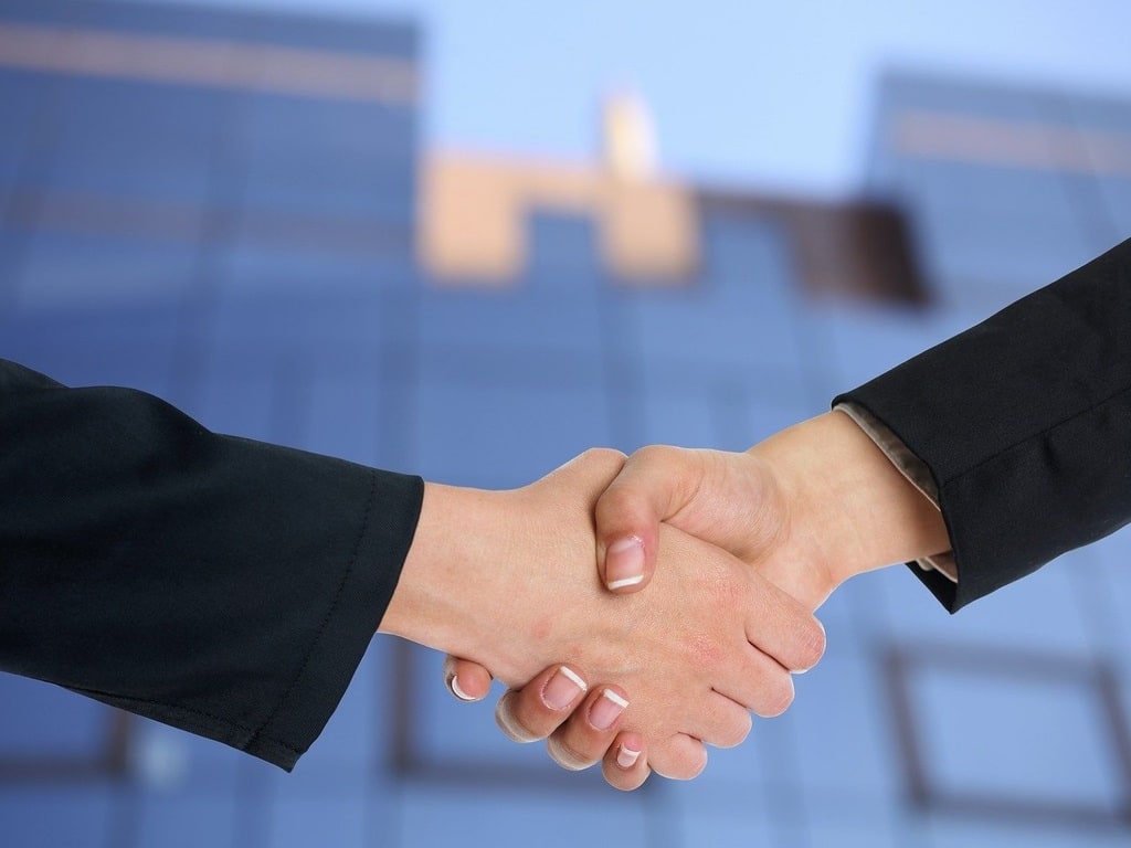 Utiliser le recrutement village emploi pour accélérer sa carrière